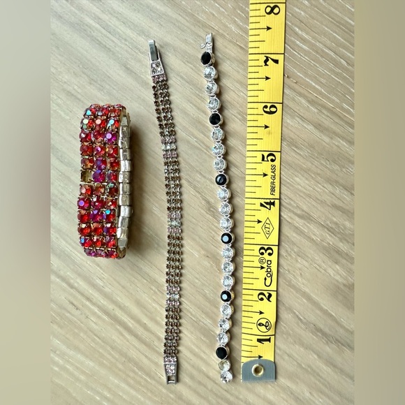 Elegant Multicolor Crystal Jewelry Set of 3 bracelets. - Picture 6 of 6